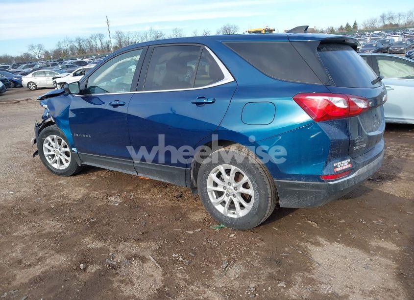 Photo 3 of 2019 Chevrolet Equinox LT (VIN 2GNAXKEV5K6290933)