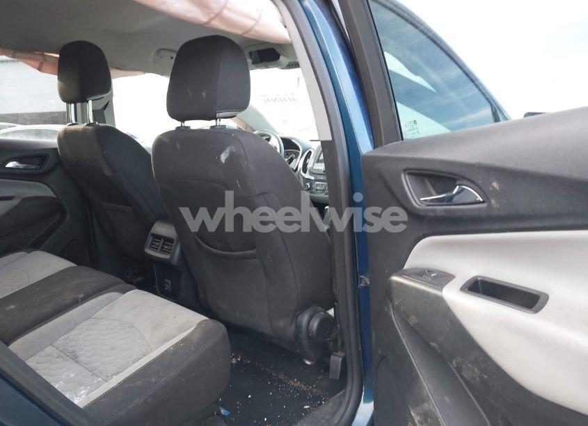 Photo 8 of 2019 Chevrolet Equinox LT (VIN 2GNAXKEV5K6290933)