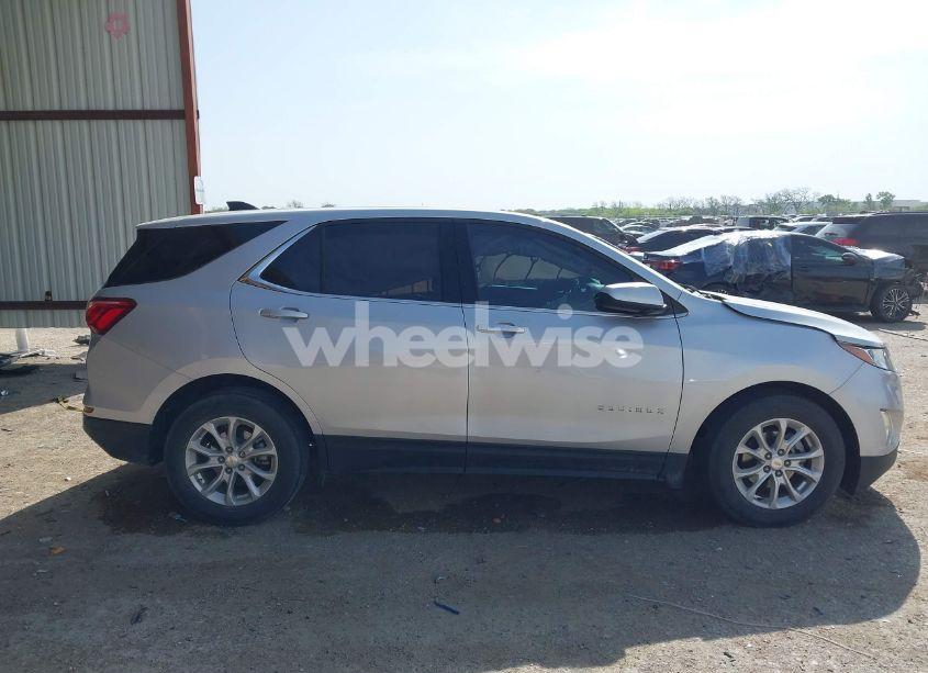 Photo 12 of 2020 Chevrolet Equinox FWD LT 1.5L TURBO (VIN 2GNAXKEV5L6125563)