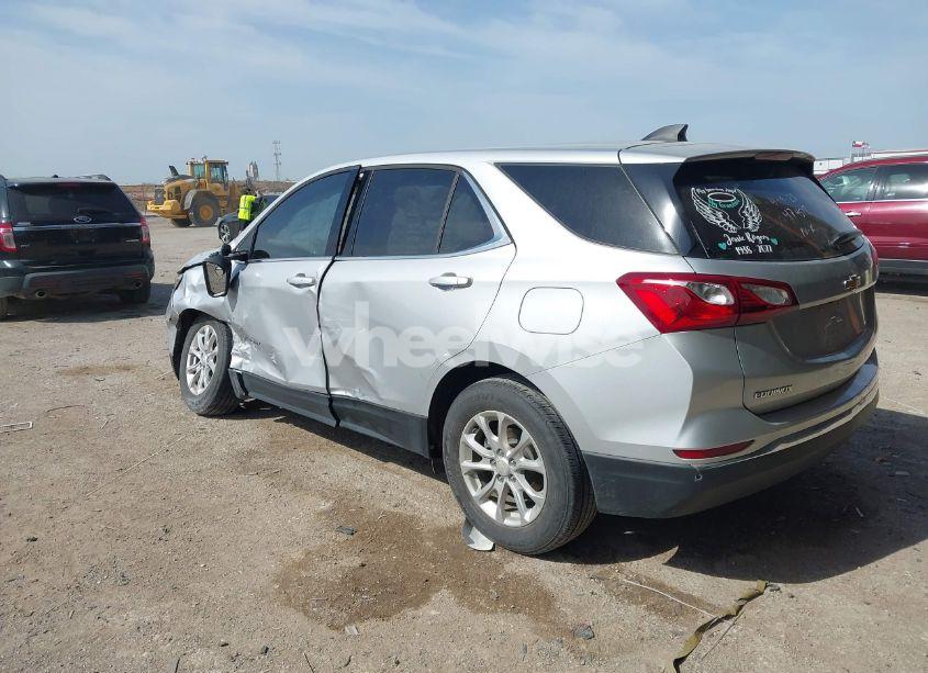 Photo 3 of 2020 Chevrolet Equinox FWD LT 1.5L TURBO (VIN 2GNAXKEV5L6125563)