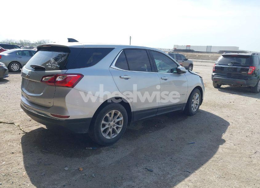 Photo 4 of 2020 Chevrolet Equinox FWD LT 1.5L TURBO (VIN 2GNAXKEV5L6125563)