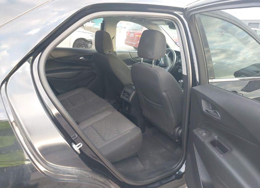 Photo 8 of 2020 Chevrolet Equinox FWD LT 1.5L TURBO (VIN 2GNAXKEV5L6210919)