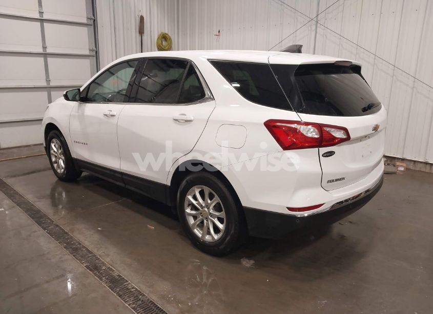 Photo 3 of 2020 Chevrolet Equinox FWD LT 1.5L TURBO (VIN 2GNAXKEV5L6244164)