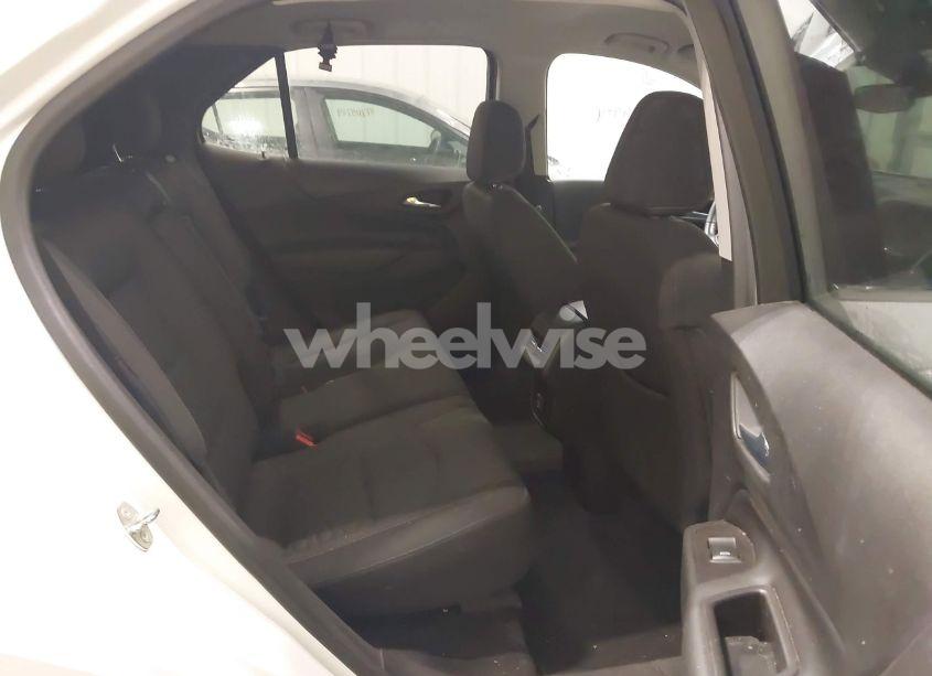 Photo 8 of 2020 Chevrolet Equinox FWD LT 1.5L TURBO (VIN 2GNAXKEV5L6244164)