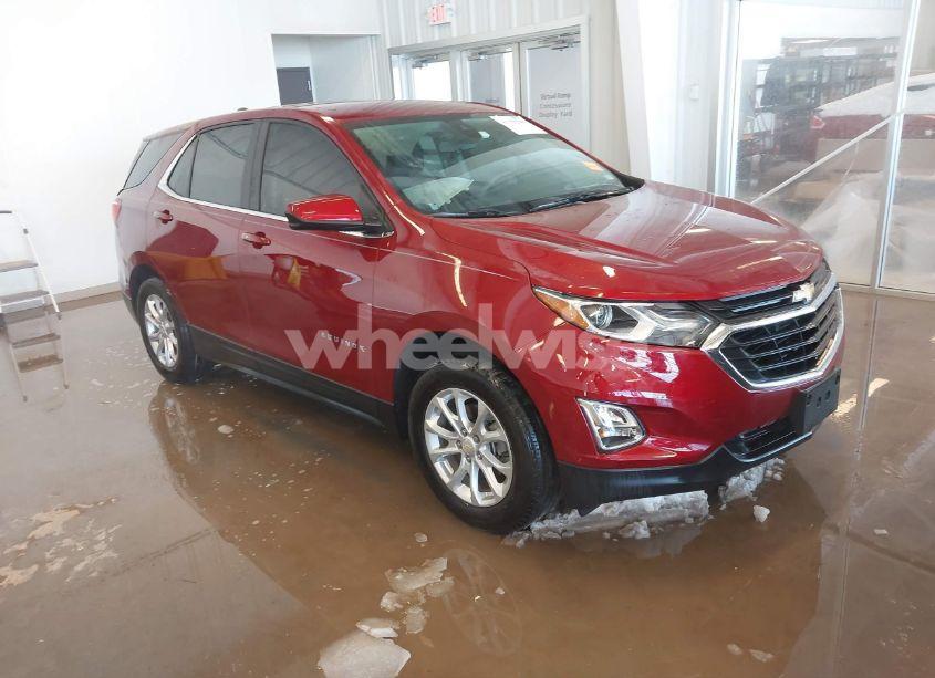 2021 Chevrolet Equinox FWD LT (VIN 2GNAXKEV5M6162100) main photo