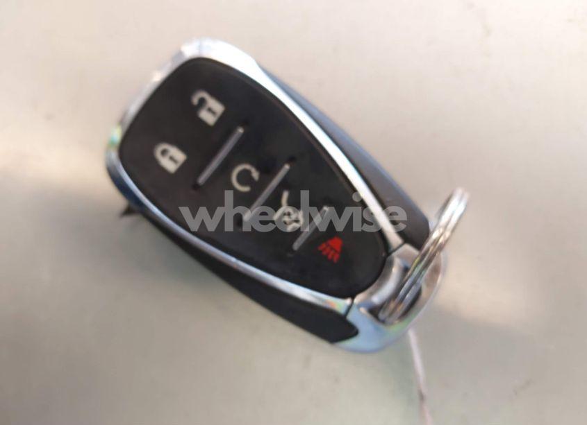 Photo 11 of 2021 Chevrolet Equinox FWD LT (VIN 2GNAXKEV5M6162100)