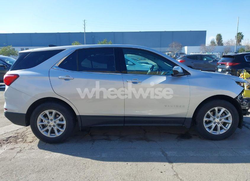 Photo 14 of 2019 Chevrolet Equinox LT (VIN 2GNAXKEV6K6154505)