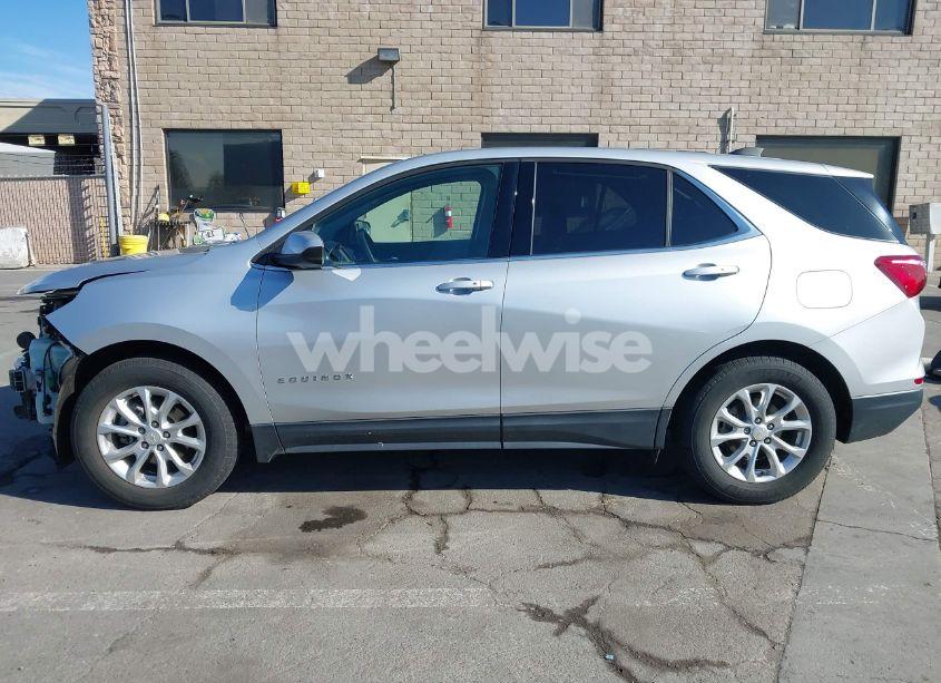 Photo 15 of 2019 Chevrolet Equinox LT (VIN 2GNAXKEV6K6154505)