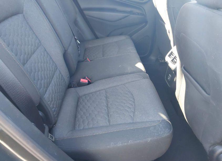 Photo 8 of 2019 Chevrolet Equinox LT (VIN 2GNAXKEV6K6227632)