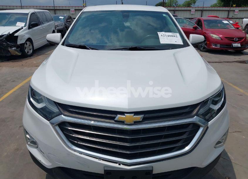 Photo 13 of 2019 Chevrolet Equinox LT (VIN 2GNAXKEV6K6255642)