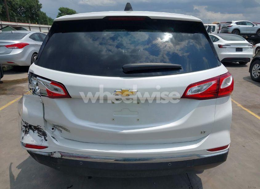 Photo 17 of 2019 Chevrolet Equinox LT (VIN 2GNAXKEV6K6255642)