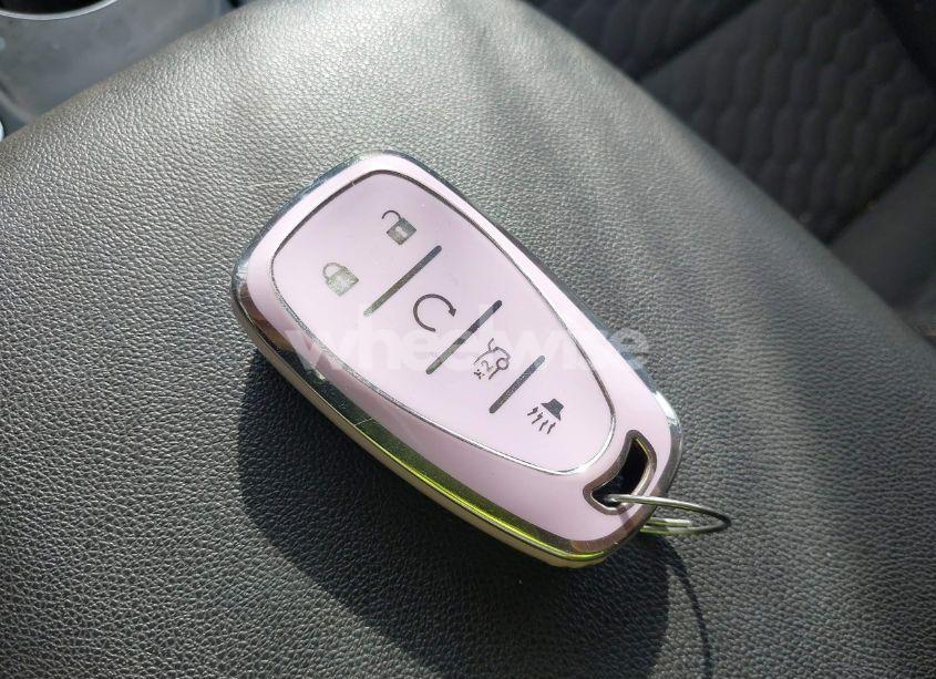 Photo 11 of 2019 Chevrolet Equinox LT (VIN 2GNAXKEV6K6267029)