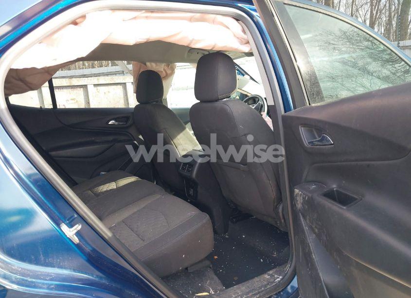 Photo 8 of 2019 Chevrolet Equinox LT (VIN 2GNAXKEV6K6267029)