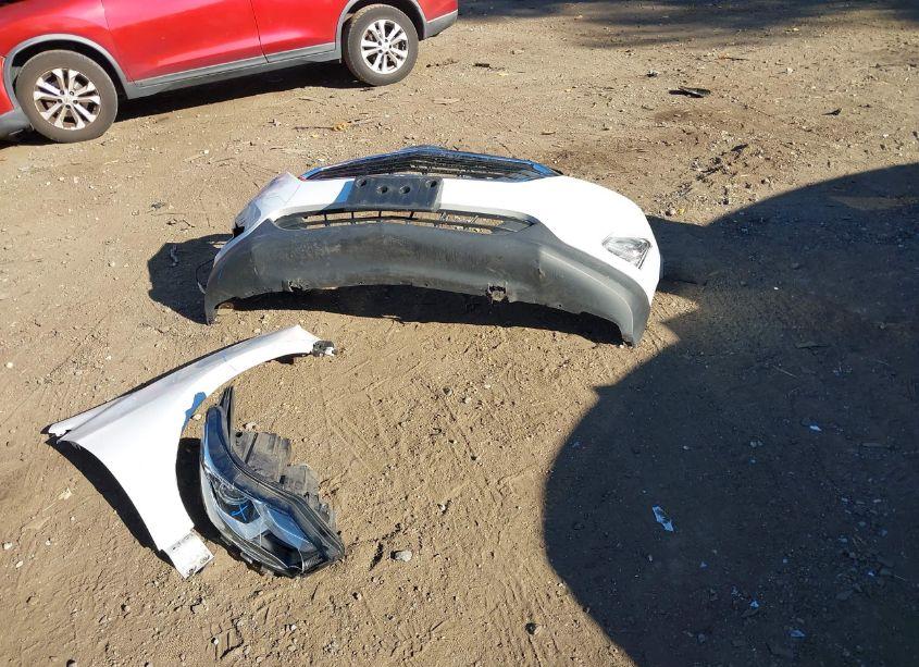 Photo 12 of 2019 Chevrolet Equinox LT (VIN 2GNAXKEV6K6287961)