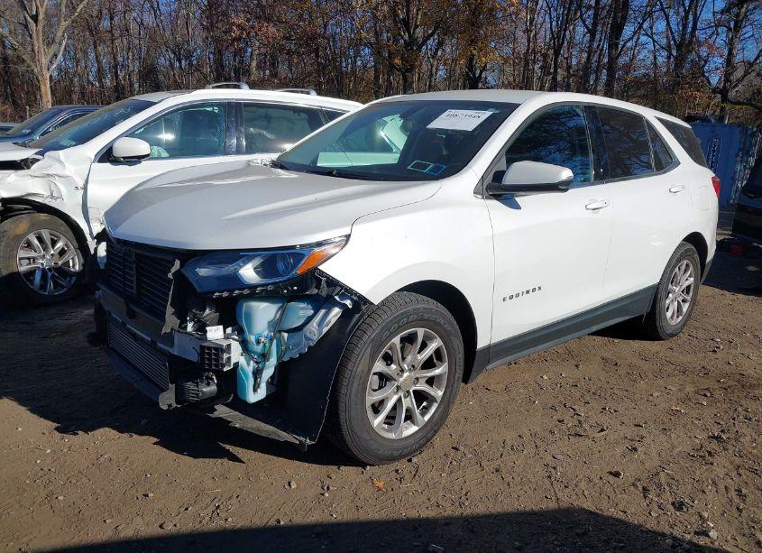 Photo 2 of 2019 Chevrolet Equinox LT (VIN 2GNAXKEV6K6287961)