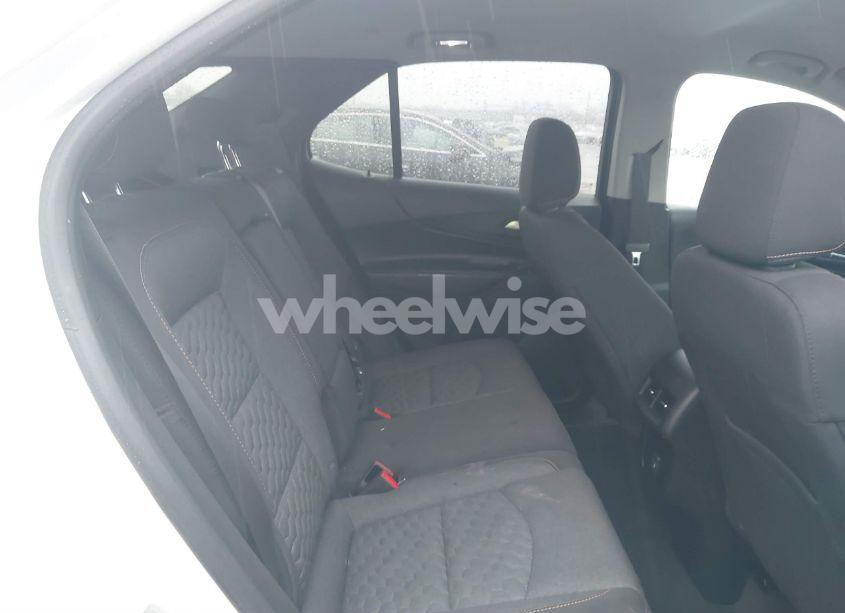 Photo 8 of 2019 Chevrolet Equinox LT (VIN 2GNAXKEV6K6307304)