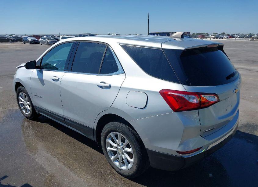 Photo 3 of 2020 Chevrolet Equinox FWD LT 1.5L TURBO (VIN 2GNAXKEV6L6107346)