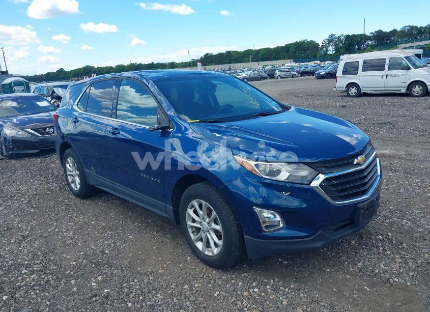 2020 Chevrolet Equinox FWD LT 1.5L TURBO (VIN 2GNAXKEV6L6149113) main photo