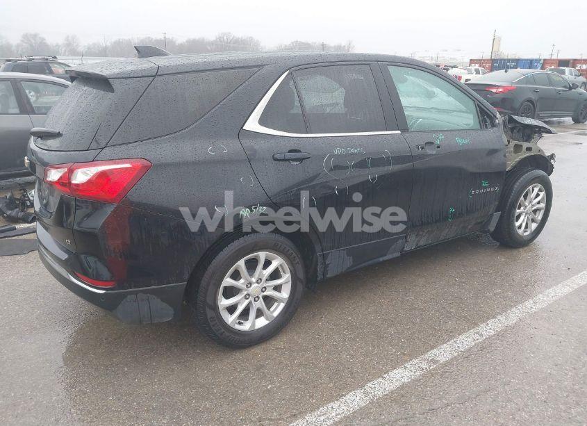 Photo 4 of 2020 Chevrolet Equinox FWD LT 1.5L TURBO (VIN 2GNAXKEV6L6172746)
