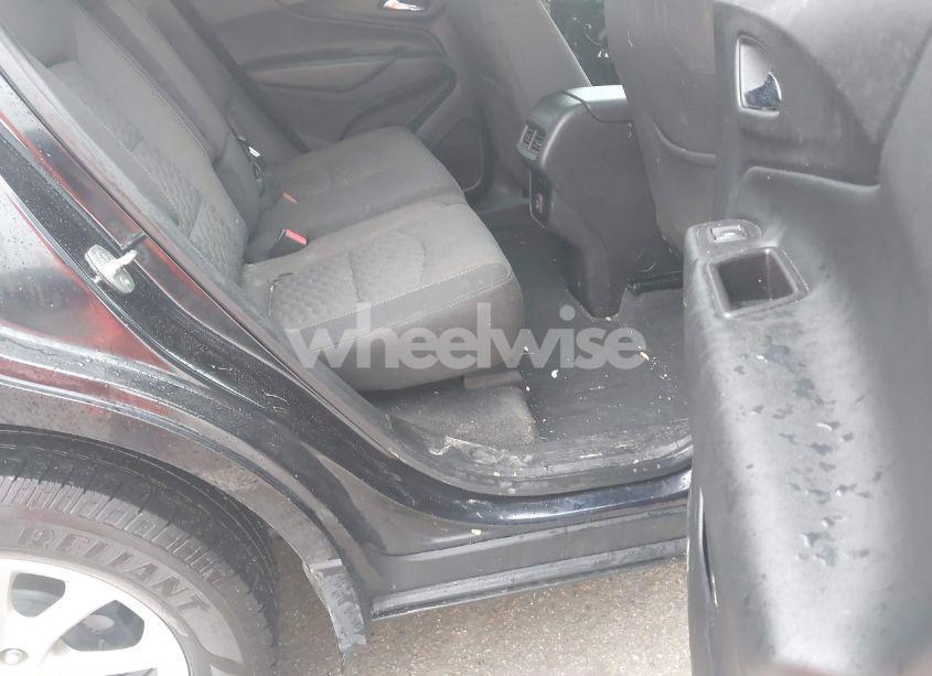 Photo 8 of 2020 Chevrolet Equinox FWD LT 1.5L TURBO (VIN 2GNAXKEV6L6172746)