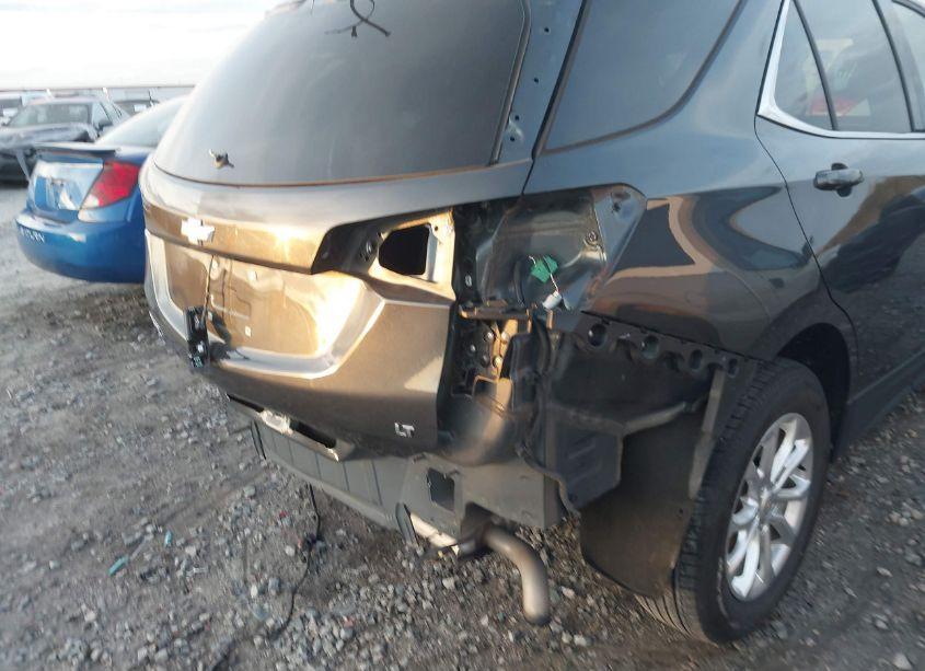 Photo 19 of 2020 Chevrolet Equinox FWD LT 1.5L TURBO (VIN 2GNAXKEV6L6198683)