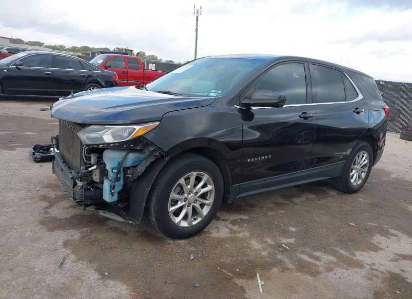 Photo 2 of 2020 Chevrolet Equinox FWD LT 1.5L TURBO (VIN 2GNAXKEV6L6207317)