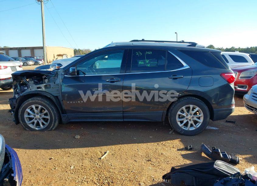 Photo 15 of 2020 Chevrolet Equinox FWD LT 1.5L TURBO (VIN 2GNAXKEV6L6227101)