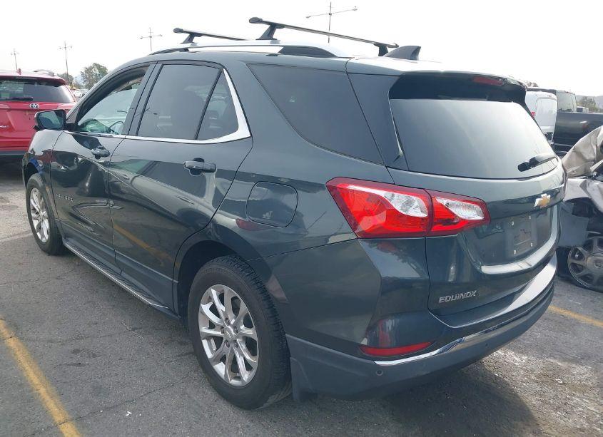 Photo 3 of 2020 Chevrolet Equinox FWD LT 1.5L TURBO (VIN 2GNAXKEV6L6264407)