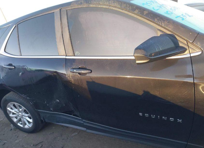 Photo 13 of 2021 Chevrolet Equinox FWD LT (VIN 2GNAXKEV6M6109535)