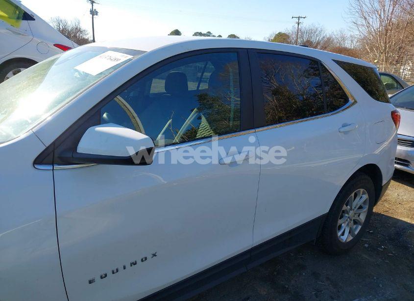 Photo 14 of 2021 Chevrolet Equinox FWD LT (VIN 2GNAXKEV6M6116369)