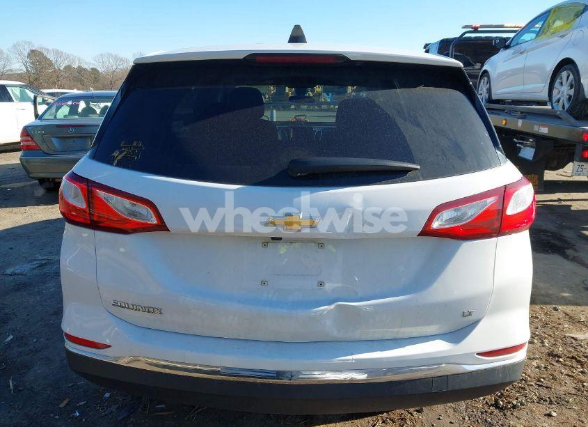 Photo 16 of 2021 Chevrolet Equinox FWD LT (VIN 2GNAXKEV6M6116369)