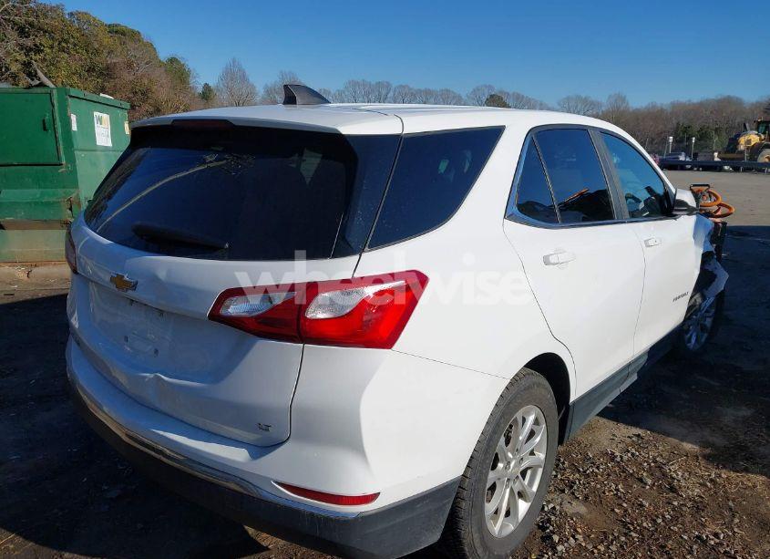 Photo 4 of 2021 Chevrolet Equinox FWD LT (VIN 2GNAXKEV6M6116369)