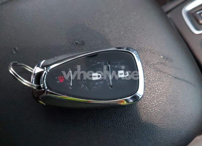 Photo 11 of 2021 Chevrolet Equinox FWD LT (VIN 2GNAXKEV6M6134807)