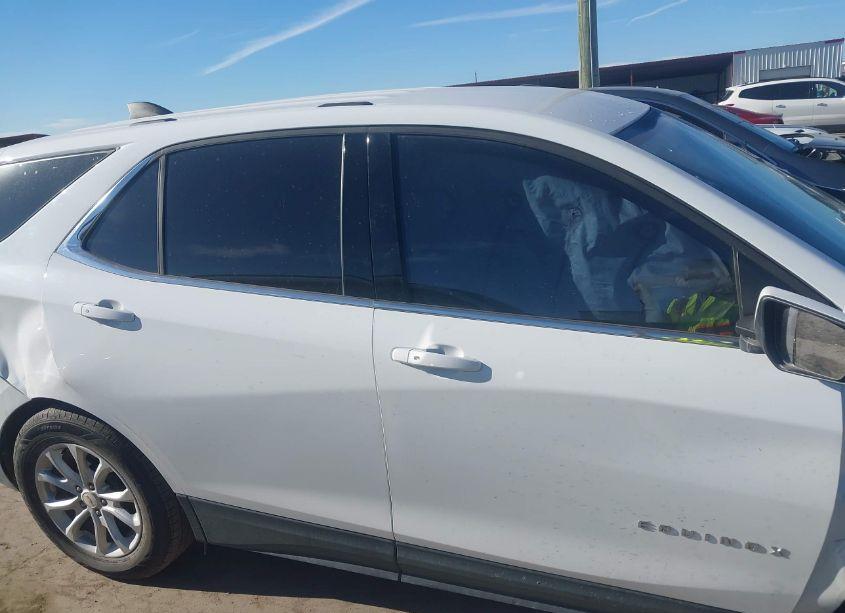 Photo 13 of 2019 Chevrolet Equinox LT (VIN 2GNAXKEV7K6132738)