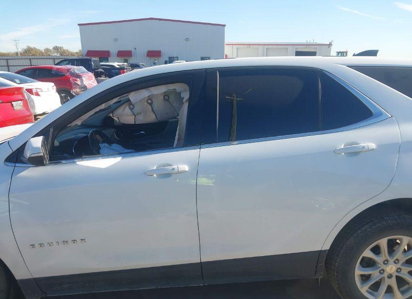 Photo 14 of 2019 Chevrolet Equinox LT (VIN 2GNAXKEV7K6132738)