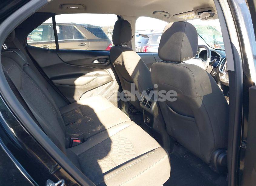 Photo 8 of 2019 Chevrolet Equinox LT (VIN 2GNAXKEV7K6176173)