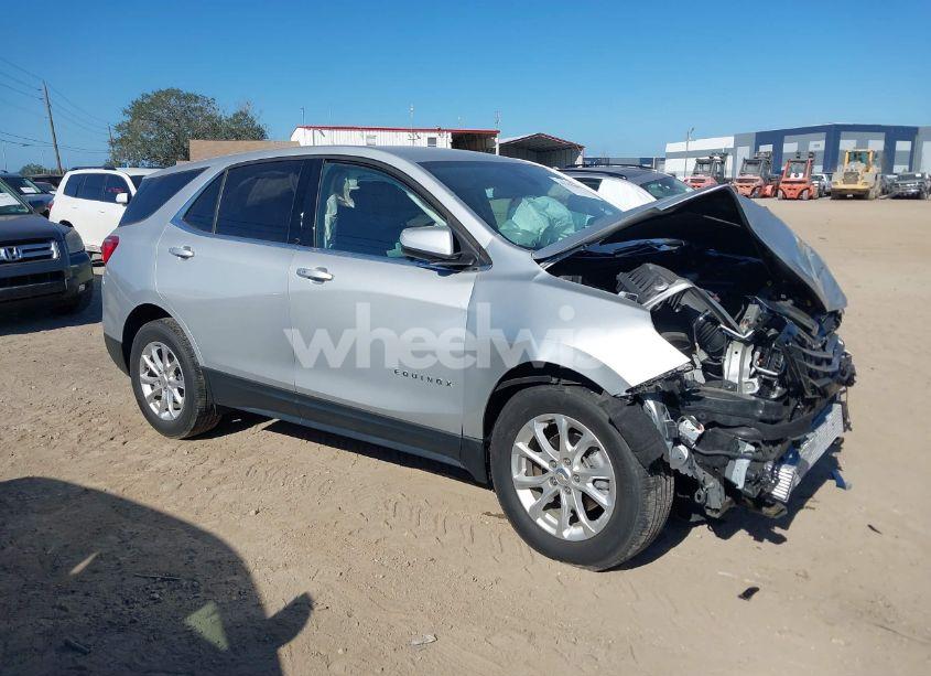 2020 Chevrolet Equinox FWD LT 1.5L TURBO (VIN 2GNAXKEV7L6145717) main photo