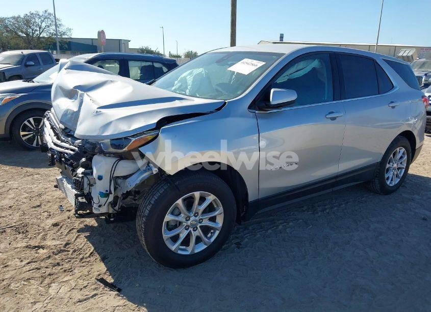 Photo 2 of 2020 Chevrolet Equinox FWD LT 1.5L TURBO (VIN 2GNAXKEV7L6145717)