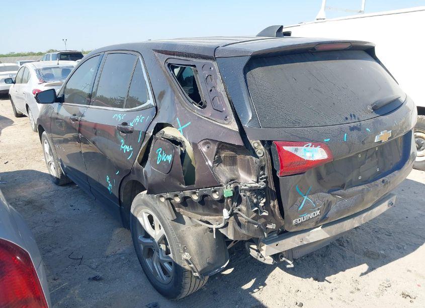 Photo 3 of 2020 Chevrolet Equinox FWD LT 1.5L TURBO (VIN 2GNAXKEV7L6214406)