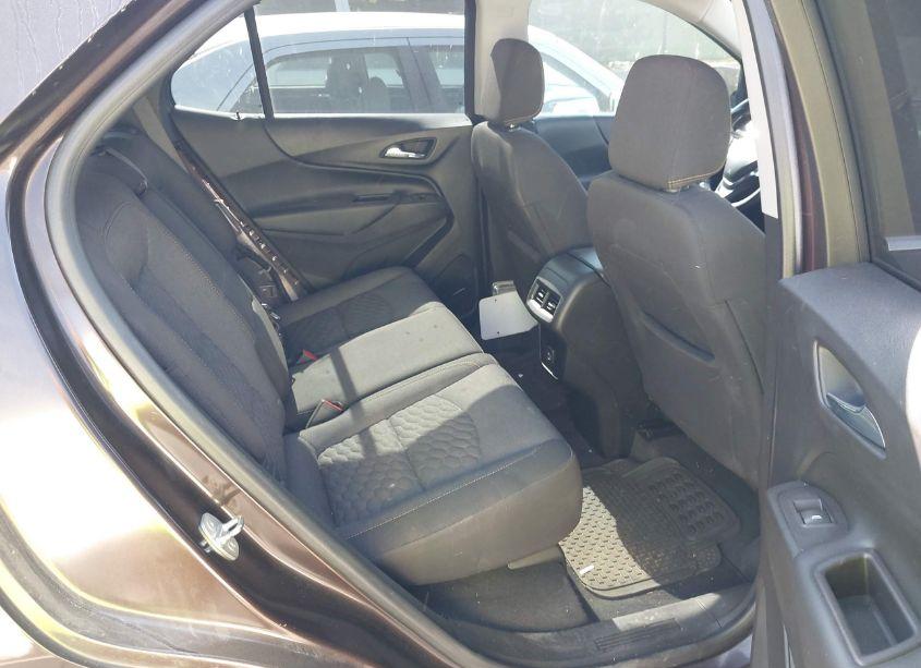 Photo 8 of 2020 Chevrolet Equinox FWD LT 1.5L TURBO (VIN 2GNAXKEV7L6214406)