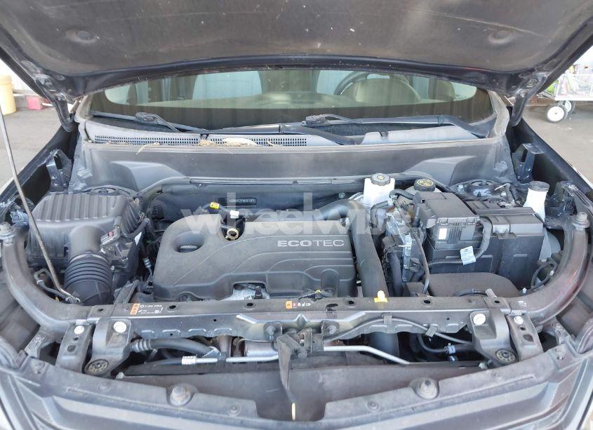 Photo 10 of 2021 Chevrolet Equinox FWD LT (VIN 2GNAXKEV7M6107597)