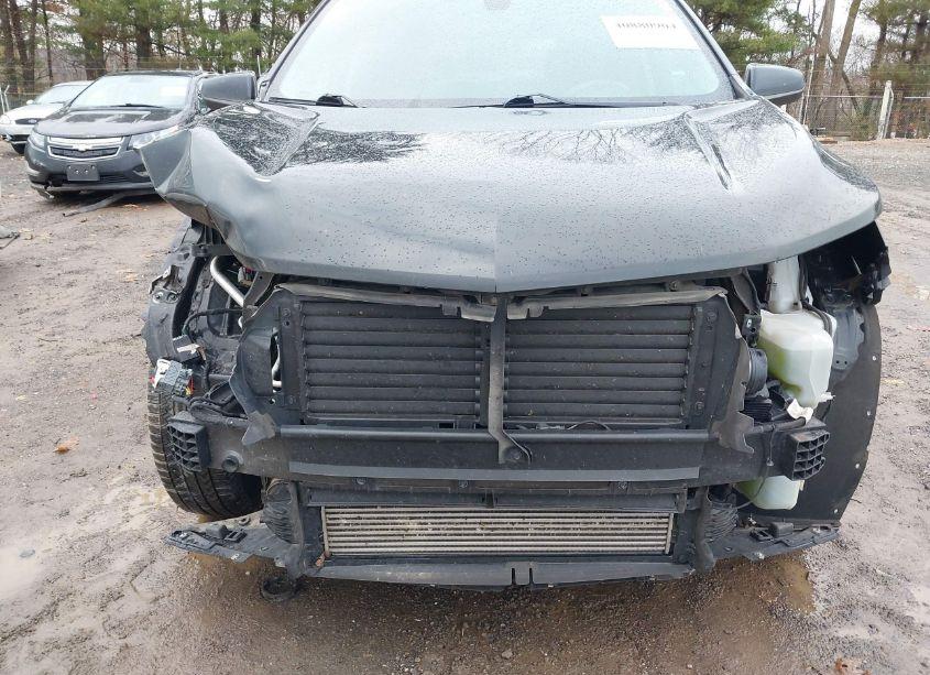 Photo 6 of 2019 Chevrolet Equinox LT (VIN 2GNAXKEV8K6108125)