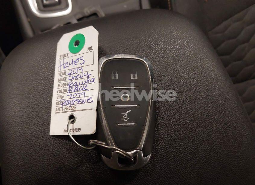 Photo 11 of 2019 Chevrolet Equinox LT (VIN 2GNAXKEV8K6130321)