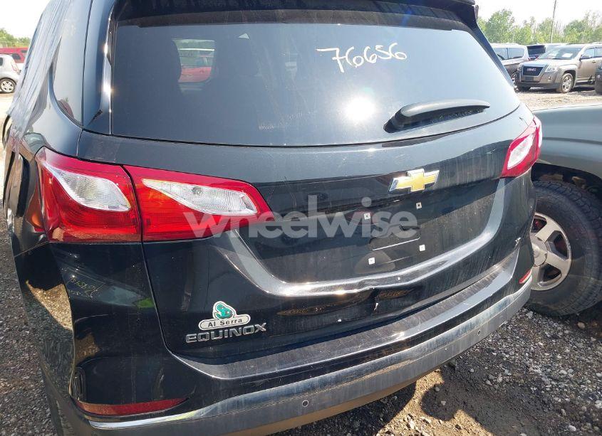 Photo 17 of 2019 Chevrolet Equinox LT (VIN 2GNAXKEV8K6130321)