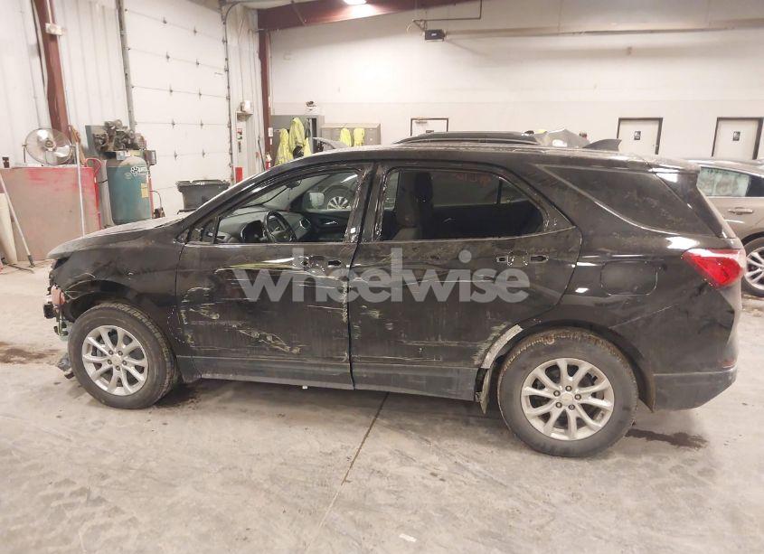 Photo 6 of 2019 Chevrolet Equinox LT (VIN 2GNAXKEV8K6130321)