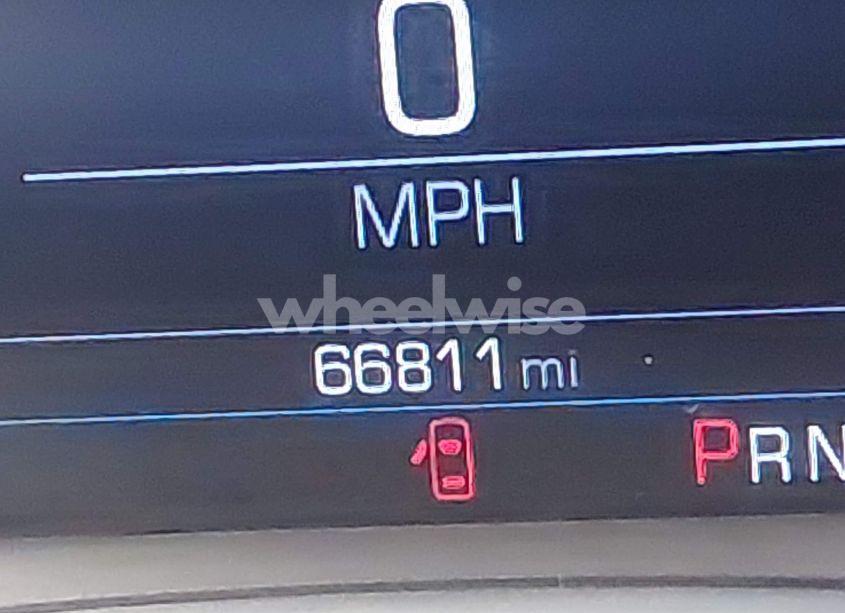 Photo 7 of 2019 Chevrolet Equinox LT (VIN 2GNAXKEV8K6146924)