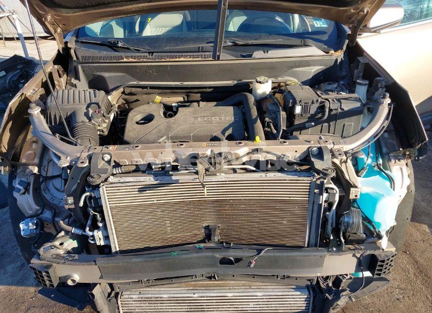 Photo 10 of 2019 Chevrolet Equinox LT (VIN 2GNAXKEV8K6186386)