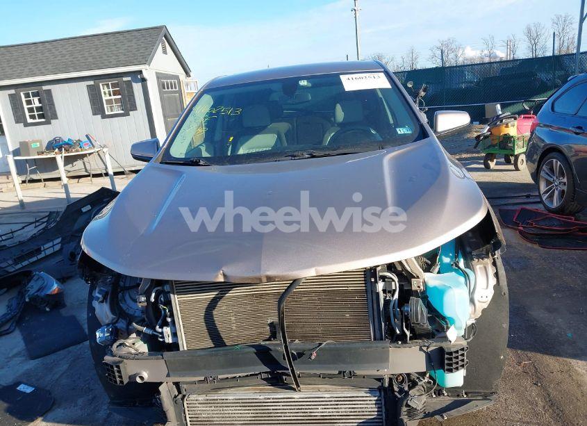 Photo 13 of 2019 Chevrolet Equinox LT (VIN 2GNAXKEV8K6186386)