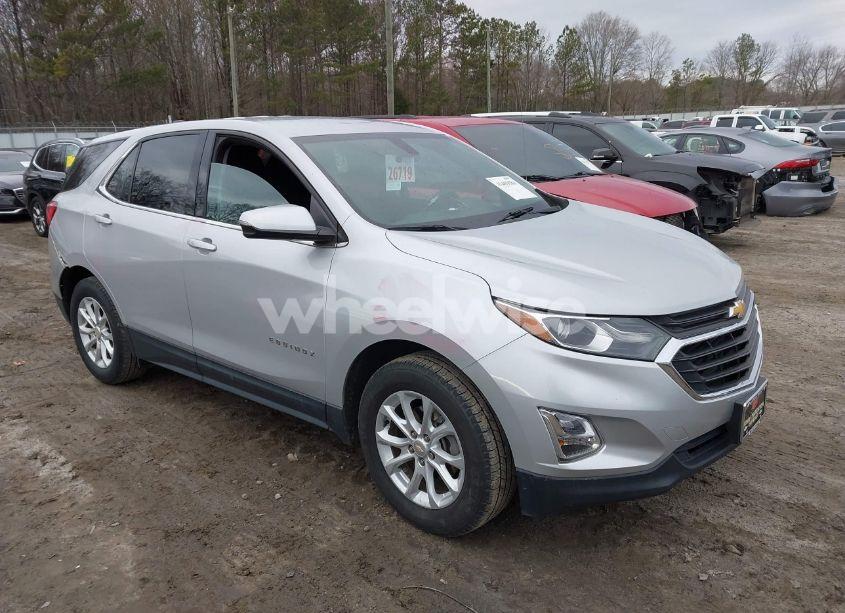 2019 Chevrolet Equinox LT (VIN 2GNAXKEV8K6269879) main photo