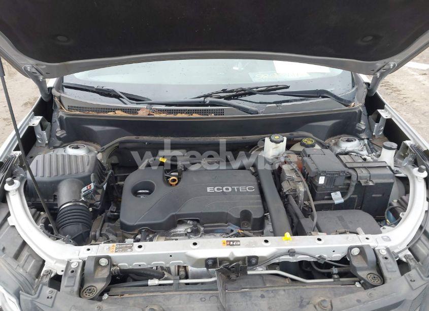 Photo 10 of 2019 Chevrolet Equinox LT (VIN 2GNAXKEV8K6269879)